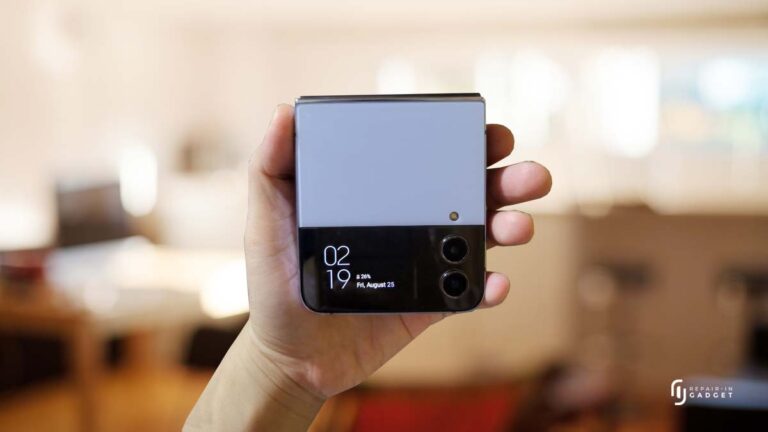 Layar Samsung Flip bermasalah saat dibuka